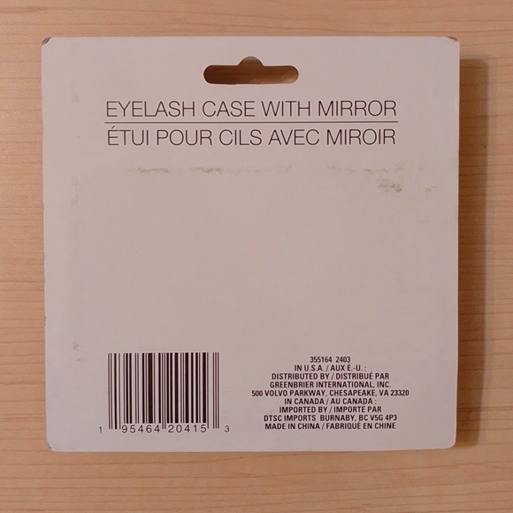 $5 False Eyelash Case with Mirror Travel Organization - Picture 3 of 7